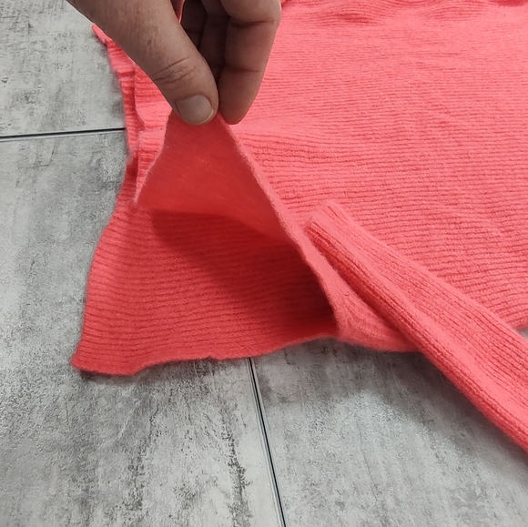 Lord & Taylor Women's Orange 100% Cashmere Long Sleeve Sweater Size Small - Picture 5 of 8